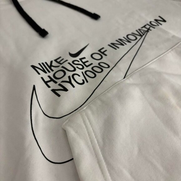 (US M Medium) **EXCLUSIVE** Nike NYC ‘House of Innovation’ Hoodie - White - Picture 3 of 6